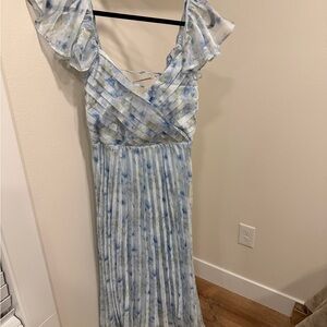 Lulu's Blue and White Floral Midi Dress